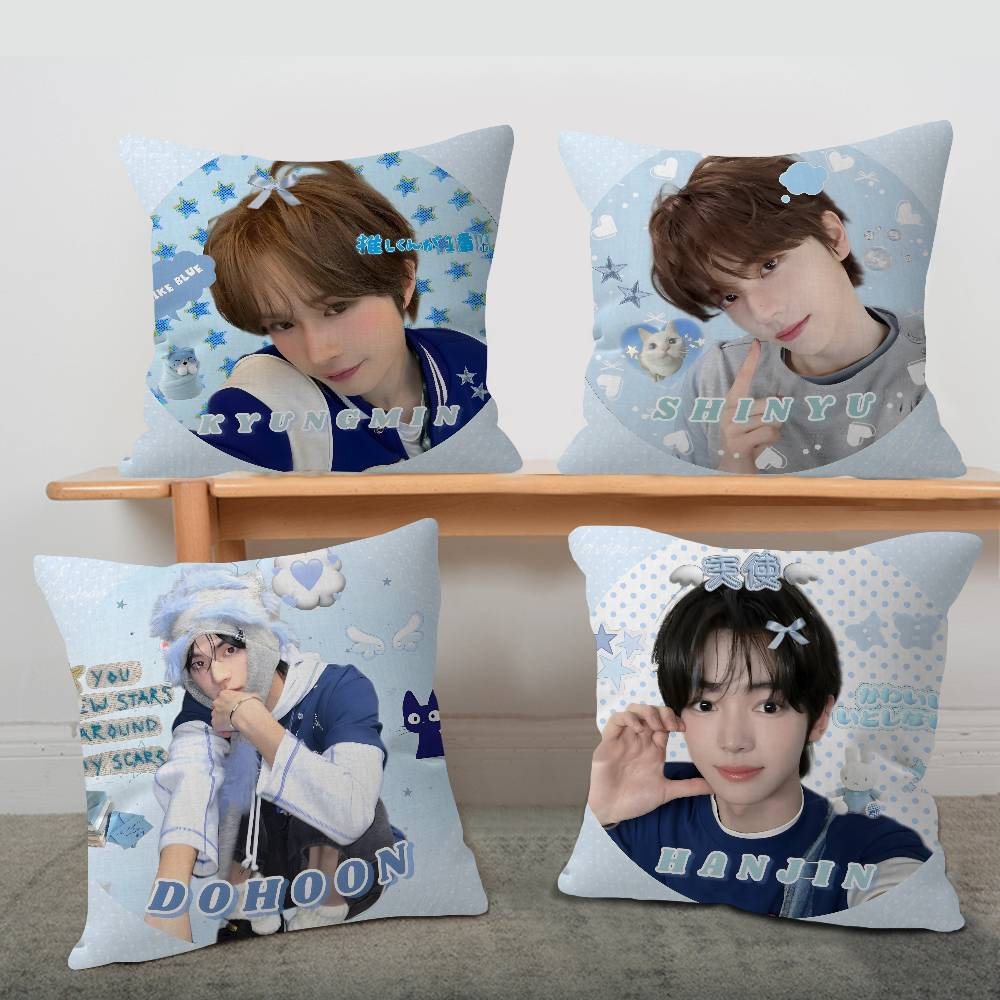 Cuscino Kpop Group T-TWS, Rega - Home Textiles Group recensione e prezzo